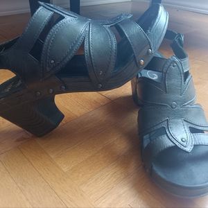 Black Dansko clogs sandals 39 size 9